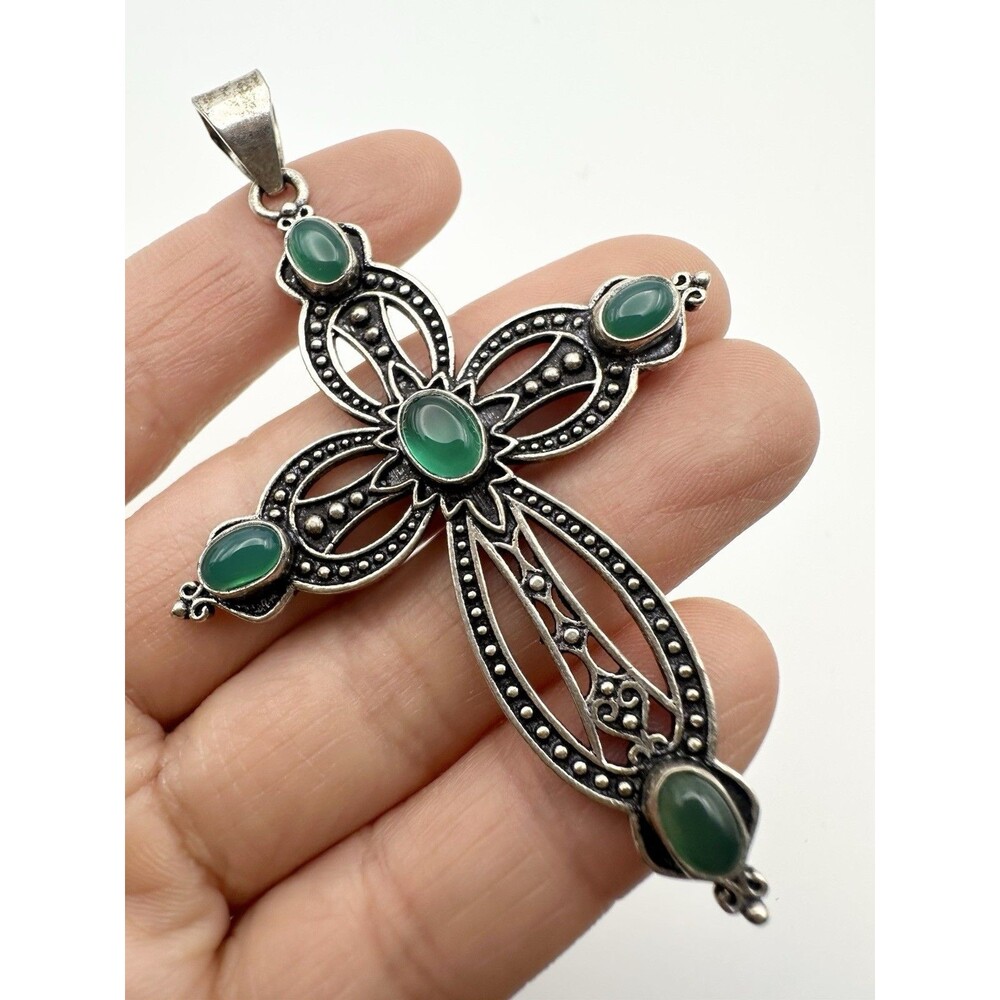 Green Onyx Cross Pendant Silver Large